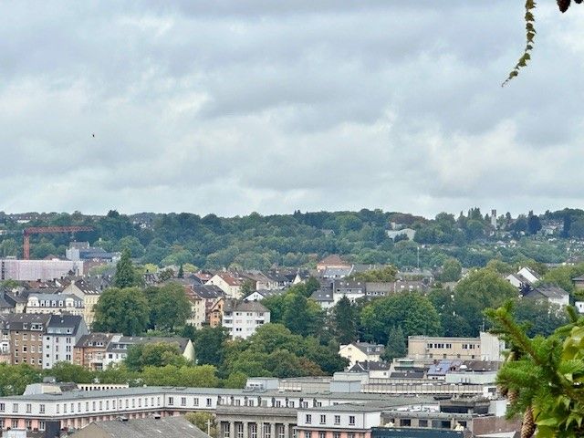 T O P  Wohnung mit Balkon nähe Barmer Anlagen